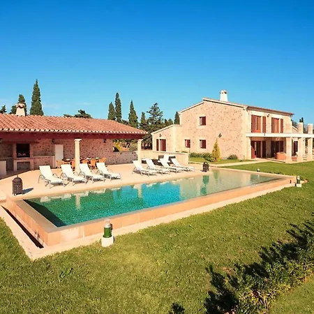Fantastic Fiol 3 Bedrooms Perfectly Located Between And Puerto Pollenca